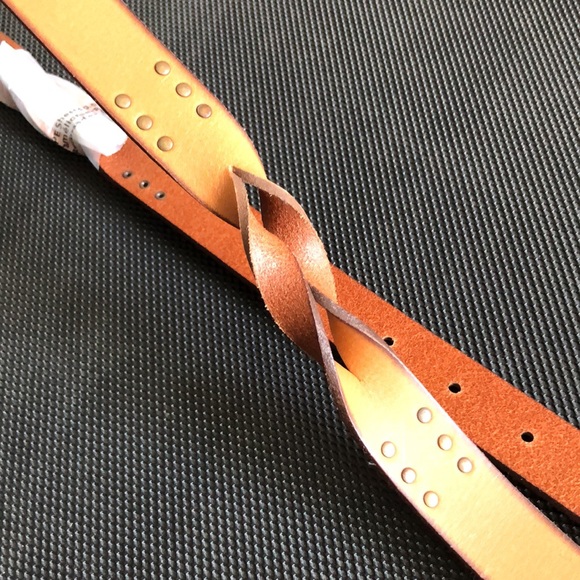 FRYE (XL) leather belt studded - Picture 6 of 11